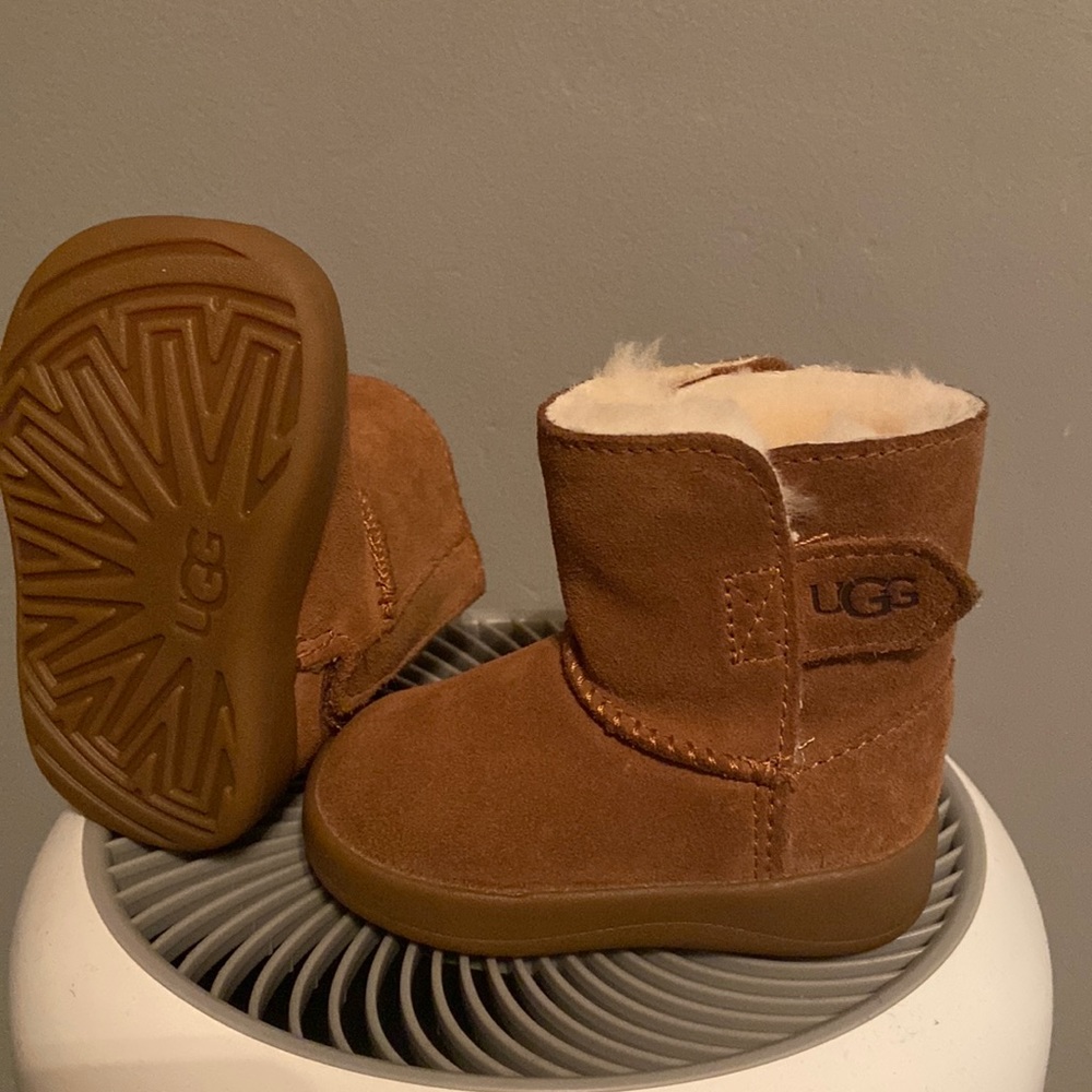 Baby Uggs